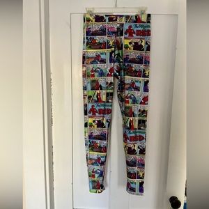Blackmilk NWT Woman in Red Comic Strip Leggings L